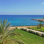 Lägenhet Lucile - Coralli Beachfront *