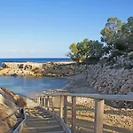 Lägenhet Lucile - Coralli Beachfront *
