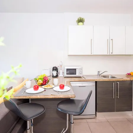 Appartement Lucile - Coralli Beachfront *