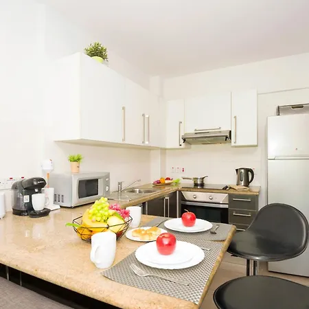 Apartament Lucile - Coralli Beachfront Paralimni