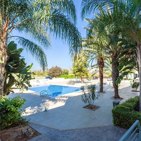 Lucile - Coralli Beachfront